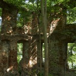Ruiny dworu w Mirocinie Górnym