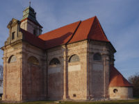 Gęstowice - Kościół Wniebowzięcia Najświętszej Maryi Panny