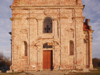 Gęstowice - Kościół Wniebowzięcia Najświętszej Maryi Panny
